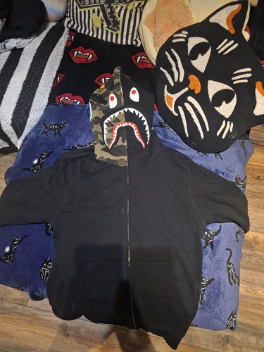 Bape multi camo shark - bape,