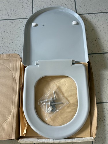 Twyfords venus toilet - ,