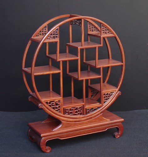 Wooden round display shelf - round,