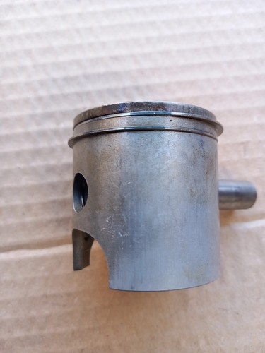 Yamaha yz80 piston - piston, rings