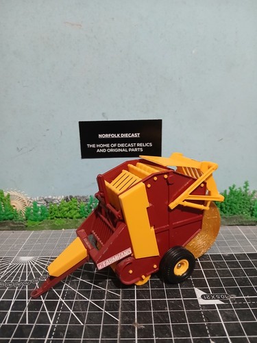 Britains farm toys - toys, vermeer