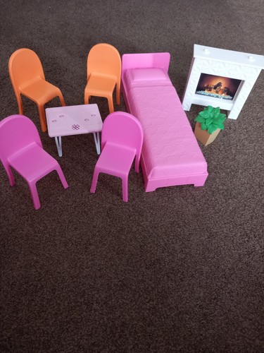 Barbie bundle furniture - bed, x4
