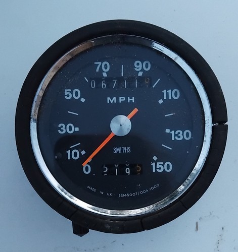 Triumph smiths 150 mph - triumph,