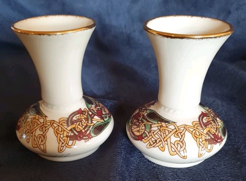 Pair cre irish - pair, porcelain