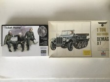 ESCI 5007: HALF TRACK DEMAG D7 + M B « TICKET HOME » 1/35 NEUF en sachet serti.