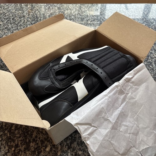 Black and white boxing - boxing, boots