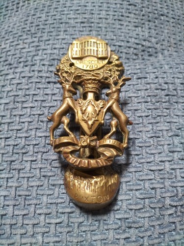Buxton crescent door knocker - crescent,