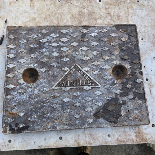 Cast iron manhole cover 658mm - manhole,