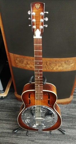 Dobro resonator guitar - dobro,