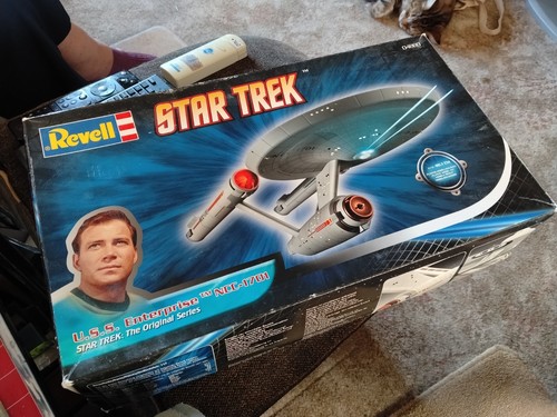 Revell uss enterprise - revell,