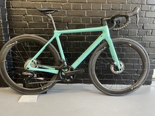 Bianchi Specialissima Ultegra Di2 53cm