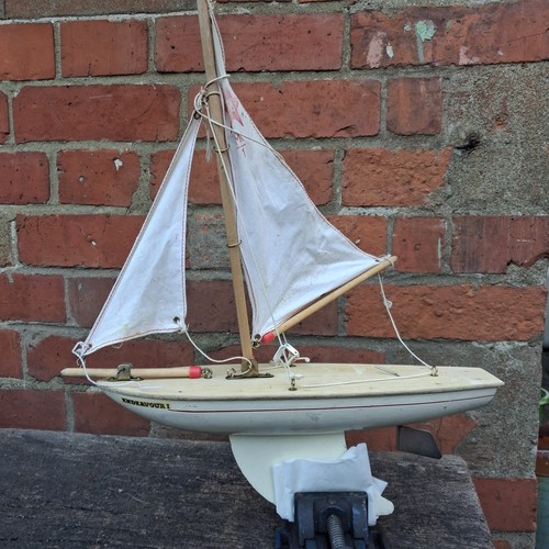 Vintage wooden star pond - star,