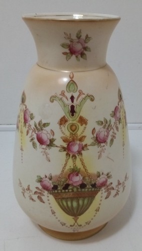 Crown devon vase - crown,