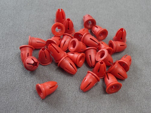 Snap button clips molding - 25,