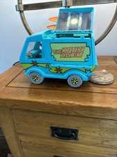 Scooby Doo Mystery Machine Van