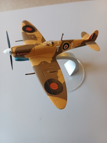 Corgi aviation aa31902 72 - corgi,