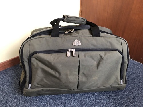Globe trotter large khaki - globe,