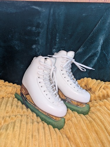 Lite figure skates - –, size