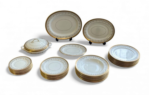 Cauldon piece dinner - cauldon, 37