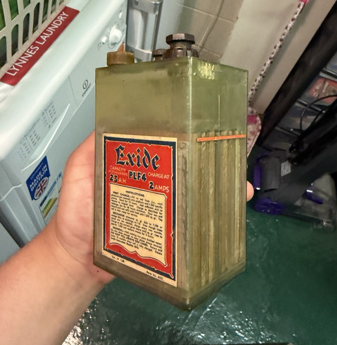 Exide vintage 1950s radio - vintage,