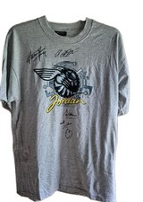 Rare jordan f1 grand prix 1998 Signed Team Tee shirt