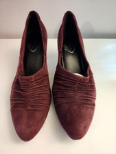 M&S Footglove Purple Mid Heel