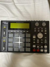 AKAI MPC 1000 BK Samplers