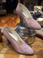 1920s Flapper Pink Silk Heels
