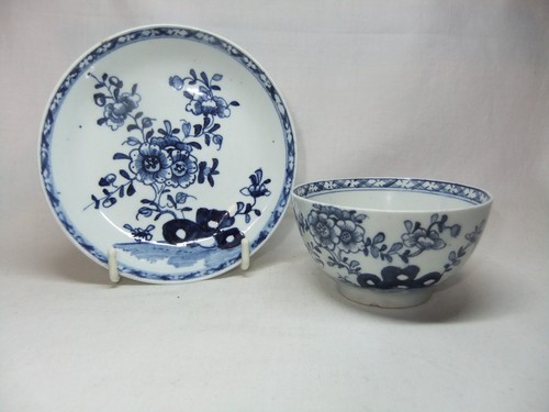 C18th lowestoft porcelain blue - lowestoft,