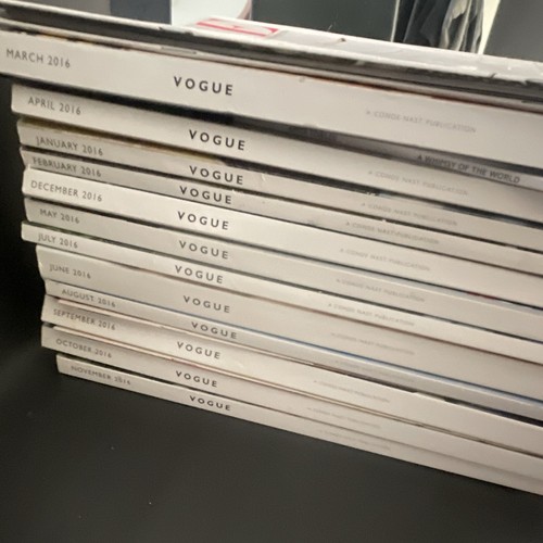 Vogue magazine lot 2016 - vogue,