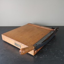 Vintage Johnsons of Hendon Guillotine Paper Cutter