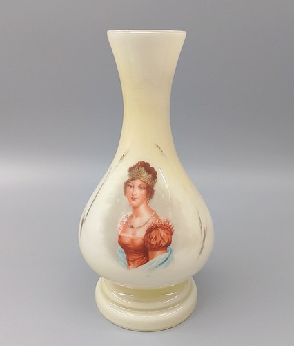 Antique opaline milk glass oil - opaline,