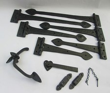 OLD ENGLISH CAST IRON SUFFOLK COTTAGE LATCH + SPEAR HEAD DOOR GATE TEE T HINGES