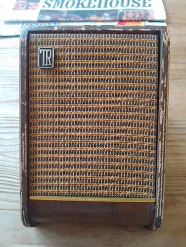 Vintage wall speaker tr - vintage, speaker?