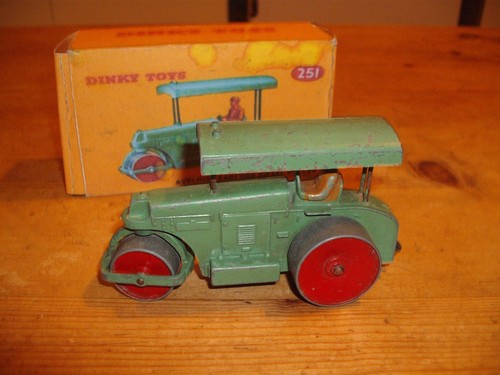 Dinky toys 251 aveling - dinky,