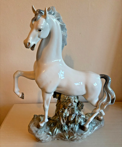 Lladro horse 4781 - 4781., large