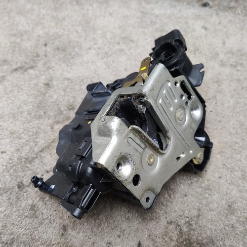 Mercedes door lock front right - mercedes,
