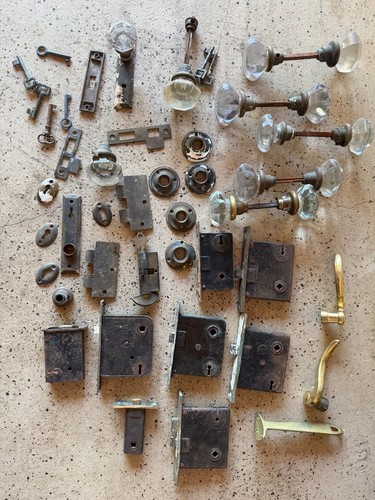 Large lot vintage door - large,