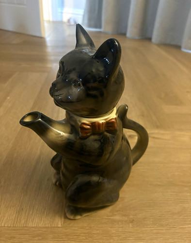 Tony wood pussyfoot cat - tony,