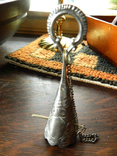 Antique silver plated tussie - ,