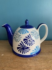 Whittard Of Chelsea Blue And White Teapot 2 Pint