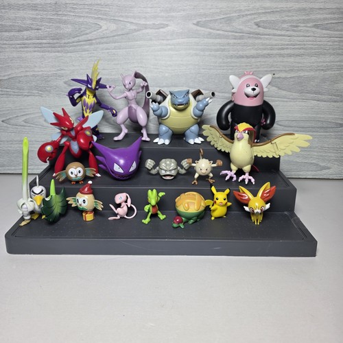Pokemon figure bundle - pokemon,