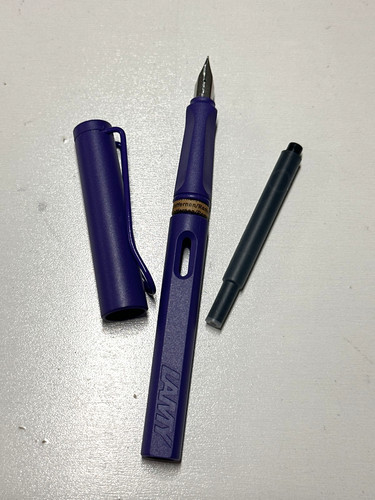 Lamy safari fountain pen - safari,