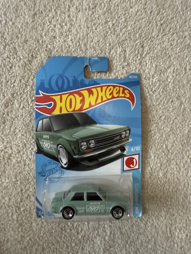 Hot wheels imports datsun - hot, hw