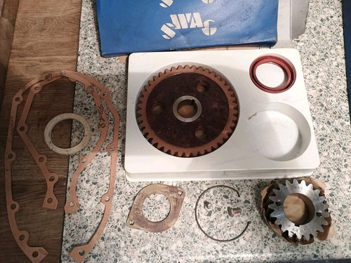 Engine valve timing gear set - timing,