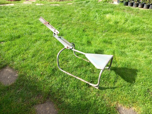 Bowman manual sledge type - , clay