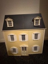 Victorian doll house - , with