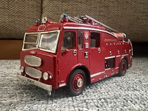 Fire brigade models - models, resin