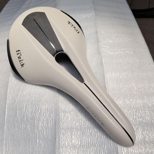Fizik aliante saddle - r3,