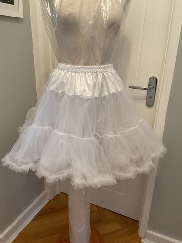 White size small frilled - small,